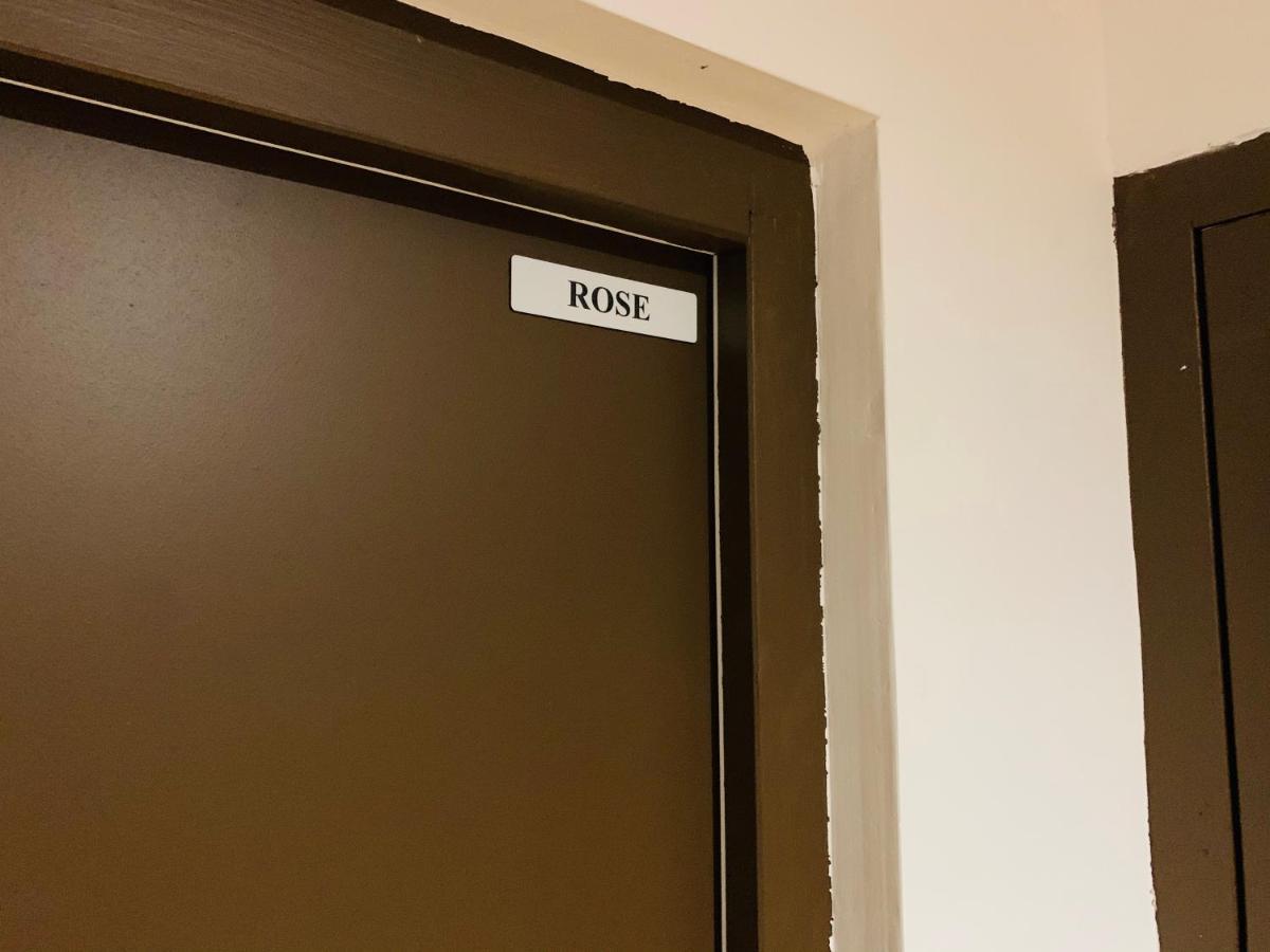 مانوسك Rose Appartement المظهر الخارجي الصورة